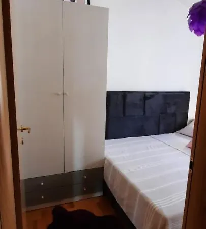 Luxury Palace Apartman Salona