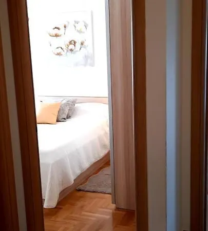 Luxury Palace Apartman *